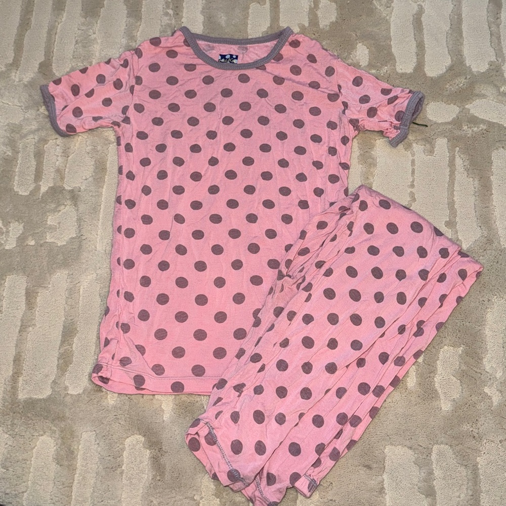 Kickee Pants pink lotus dot pajama set - short sleeve & long pants 9 EUC